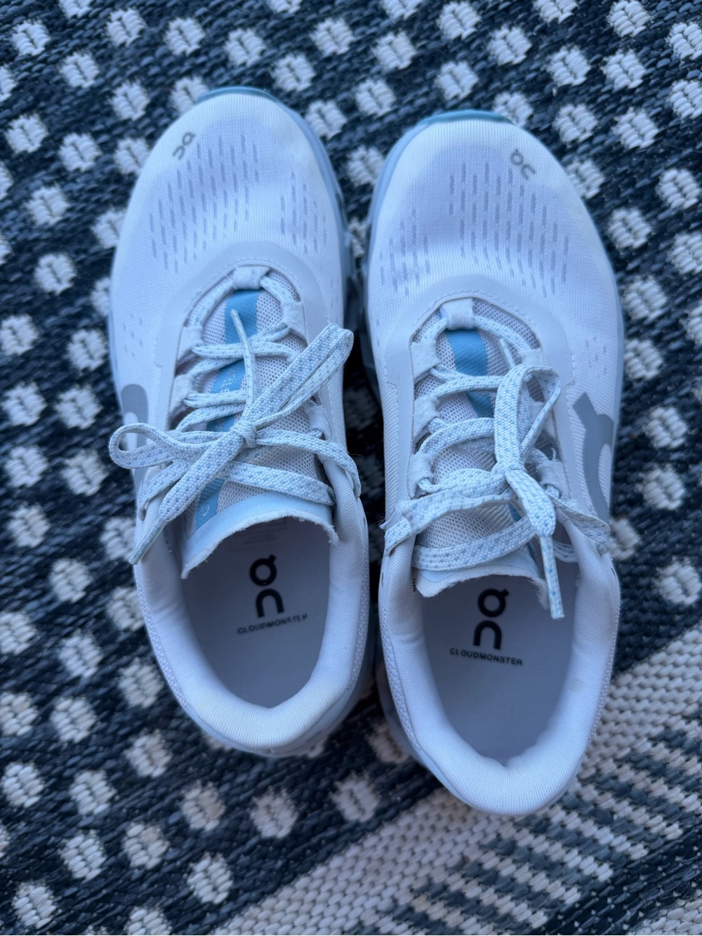 On Running Women's Light Blue and White Cloud Running Shoes - Picture 2 of 5
